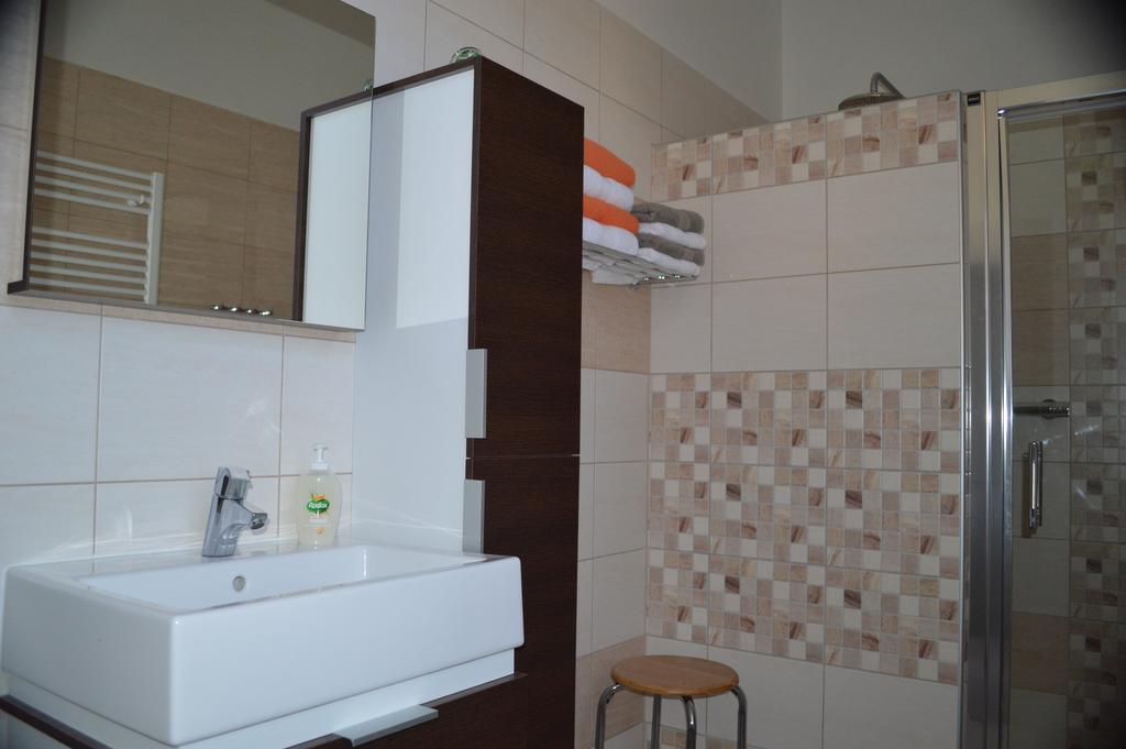 Tatranka A Horalka Apartamento Tatranská Lomnica Quarto foto